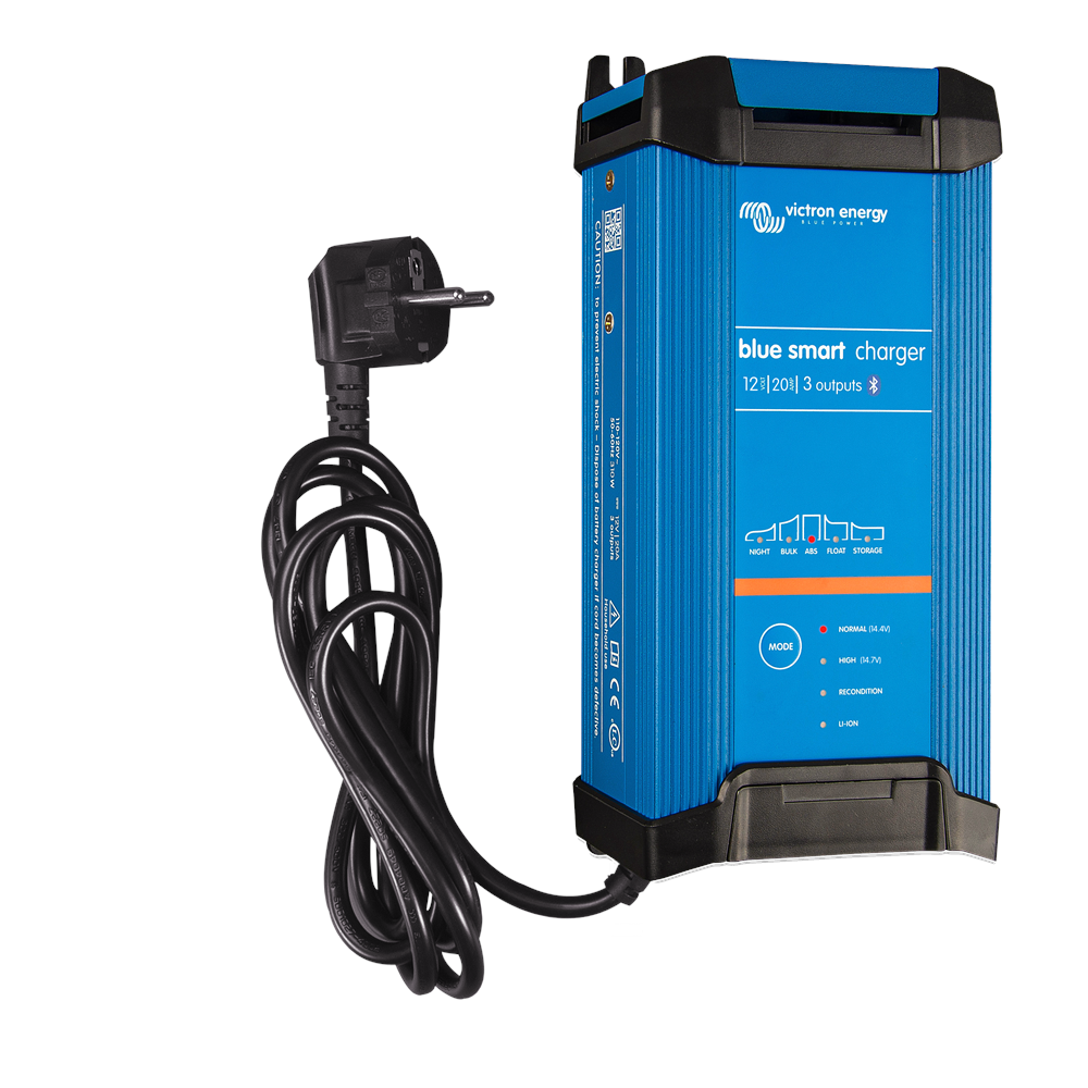Blue Smart IP22 Charger 12/20(3) 230V CE